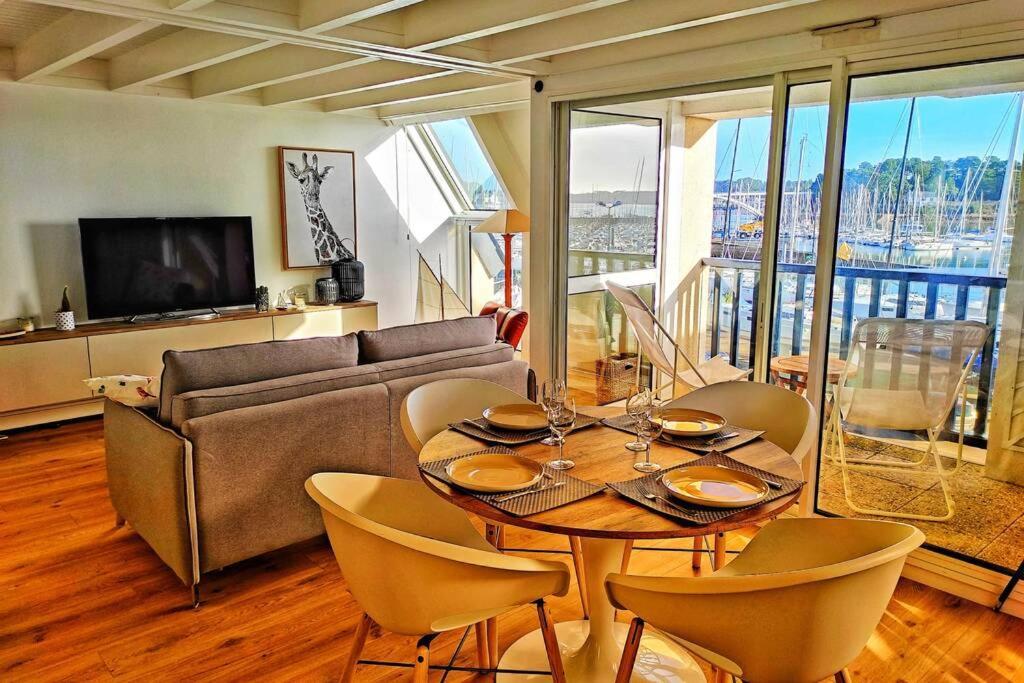 Les Balcons De La Trinite - Vue Sur Mer Et Le Port Exterior foto